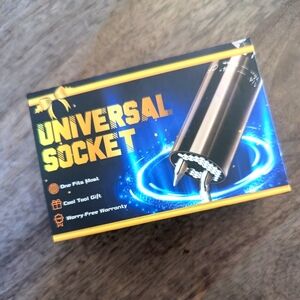 Universal socket, new in box